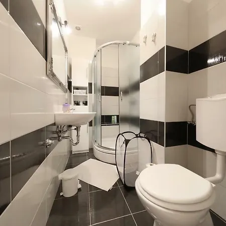Luci Apartament *